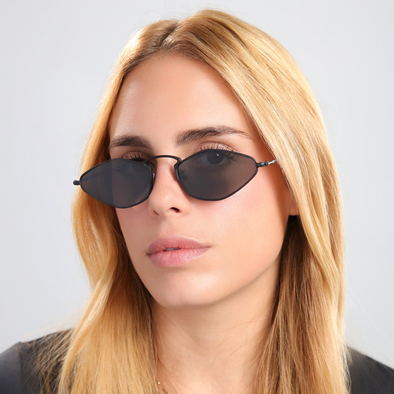 illesteva Austria Sunglasses outlook