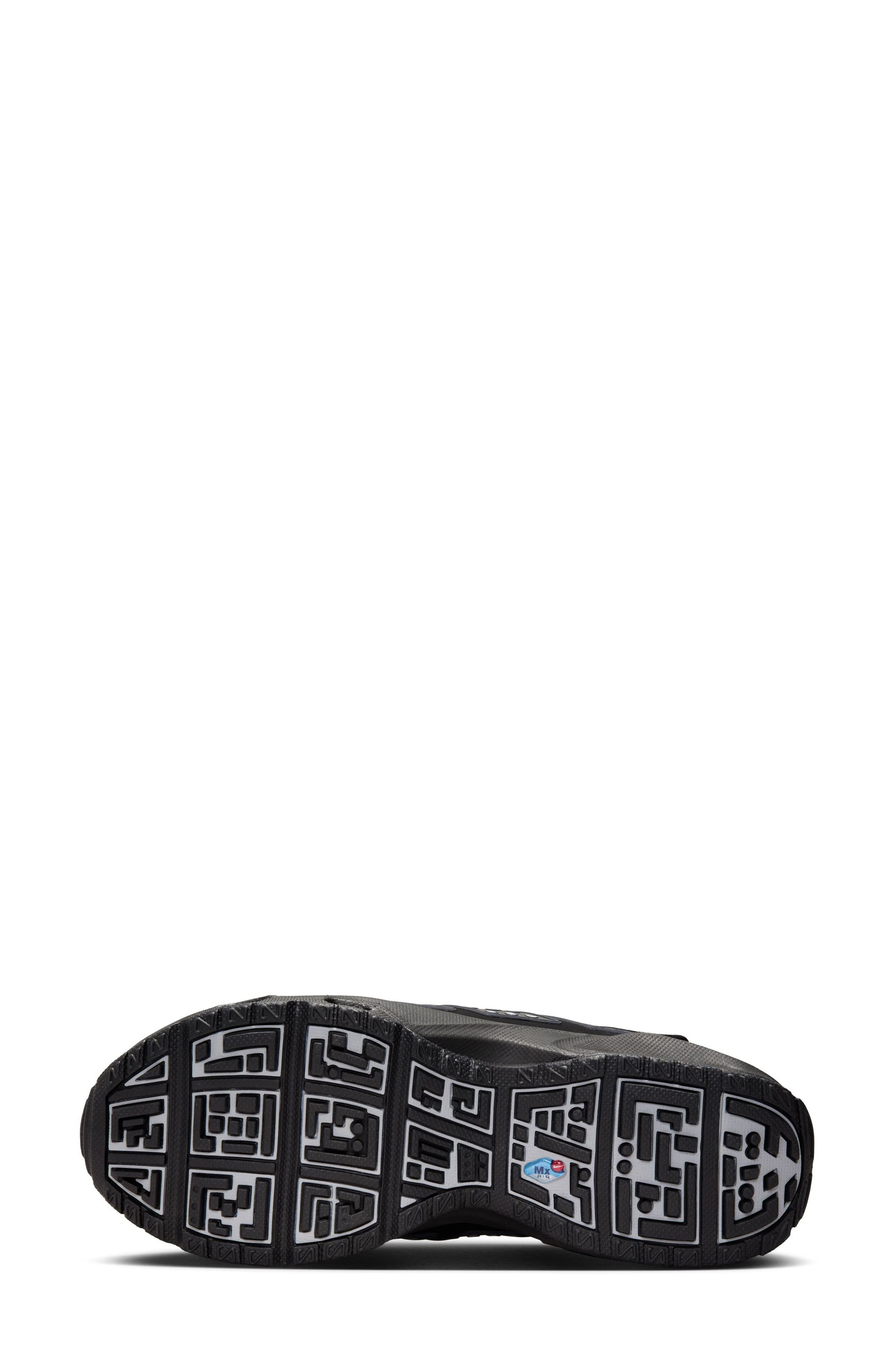 Nike Air Max Sunder Sneaker in 001 Black/silver at Nordstrom - 6