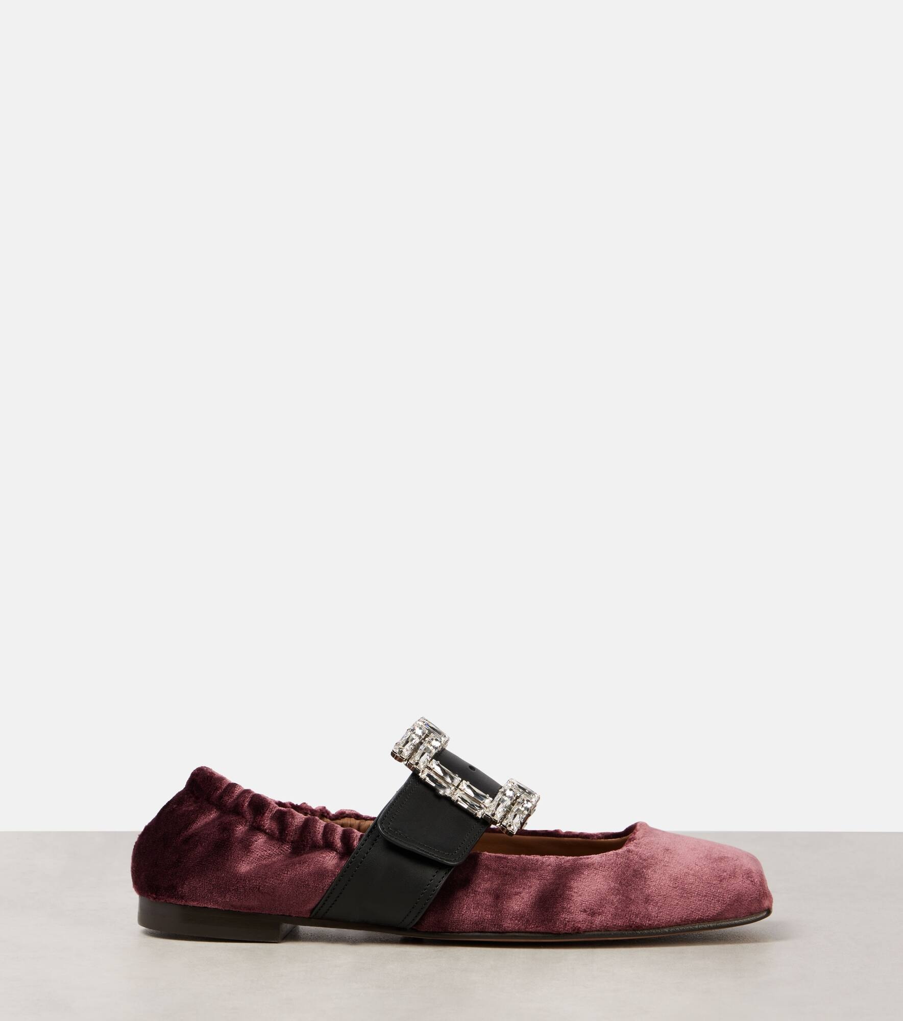 Embellished leather-trimmed velvet flats - 4