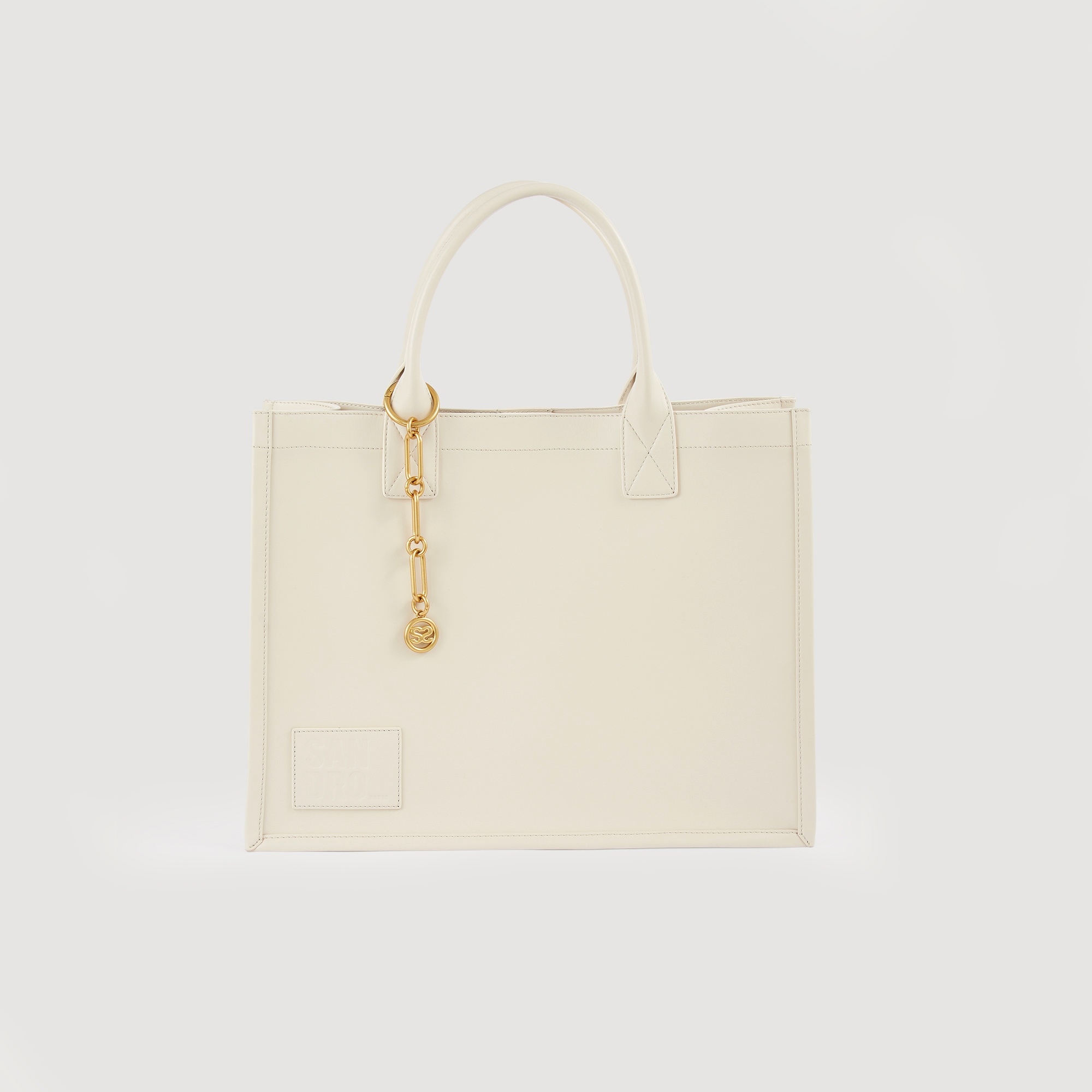 Leather tote bag with chain jewellery - 3