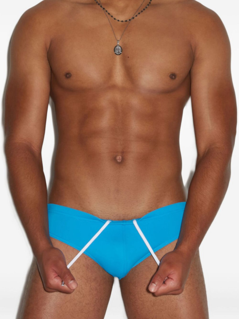 DSQUARED2 logo-print swimming trunks outlook