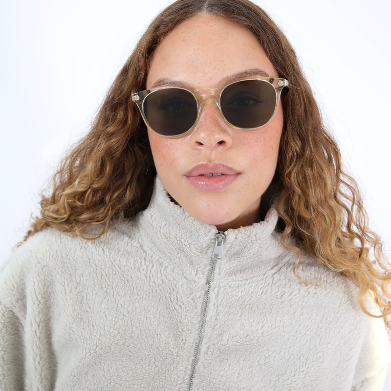 illesteva Eldridge Sunglasses outlook