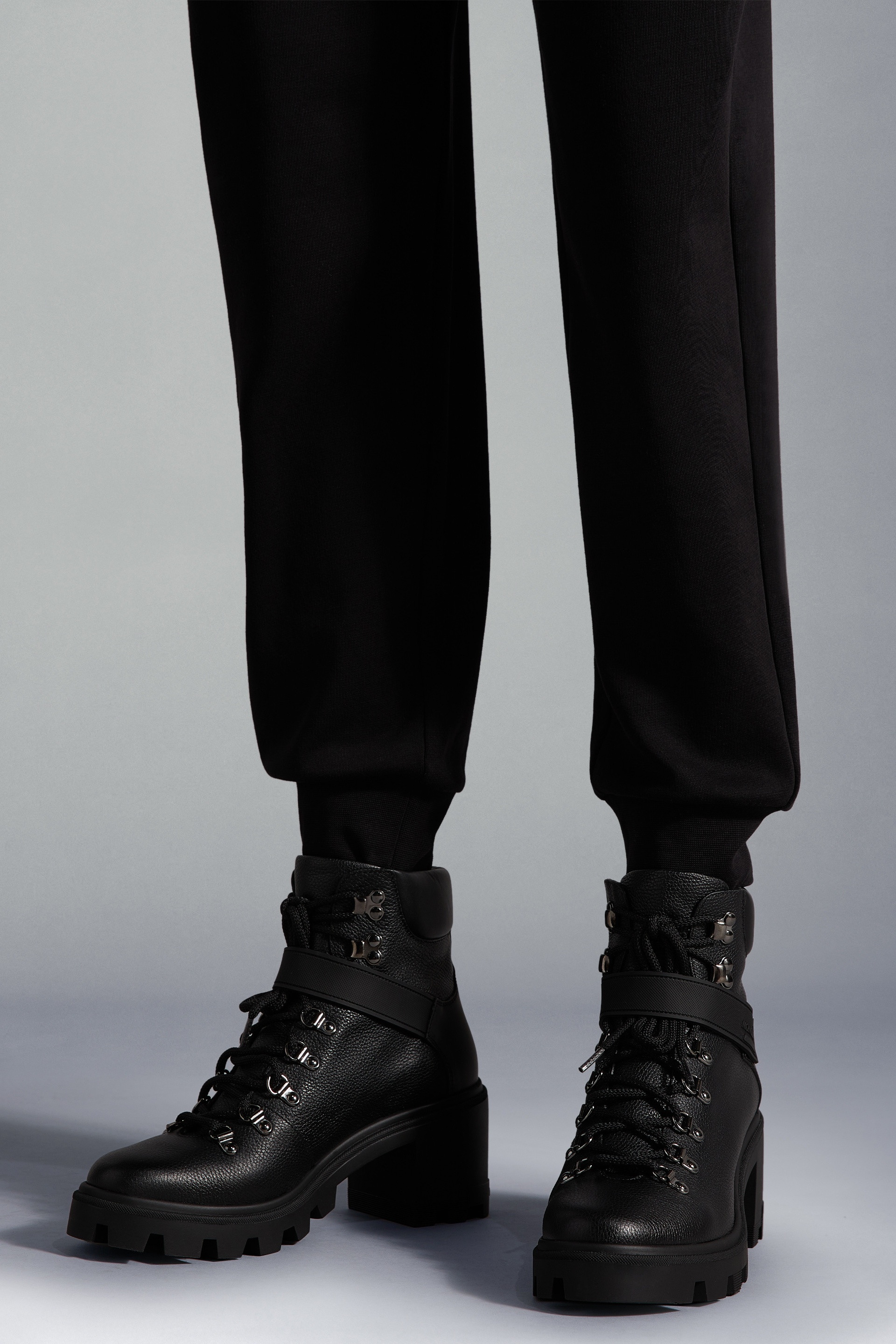 Carol Mid-Heel Boots - 2