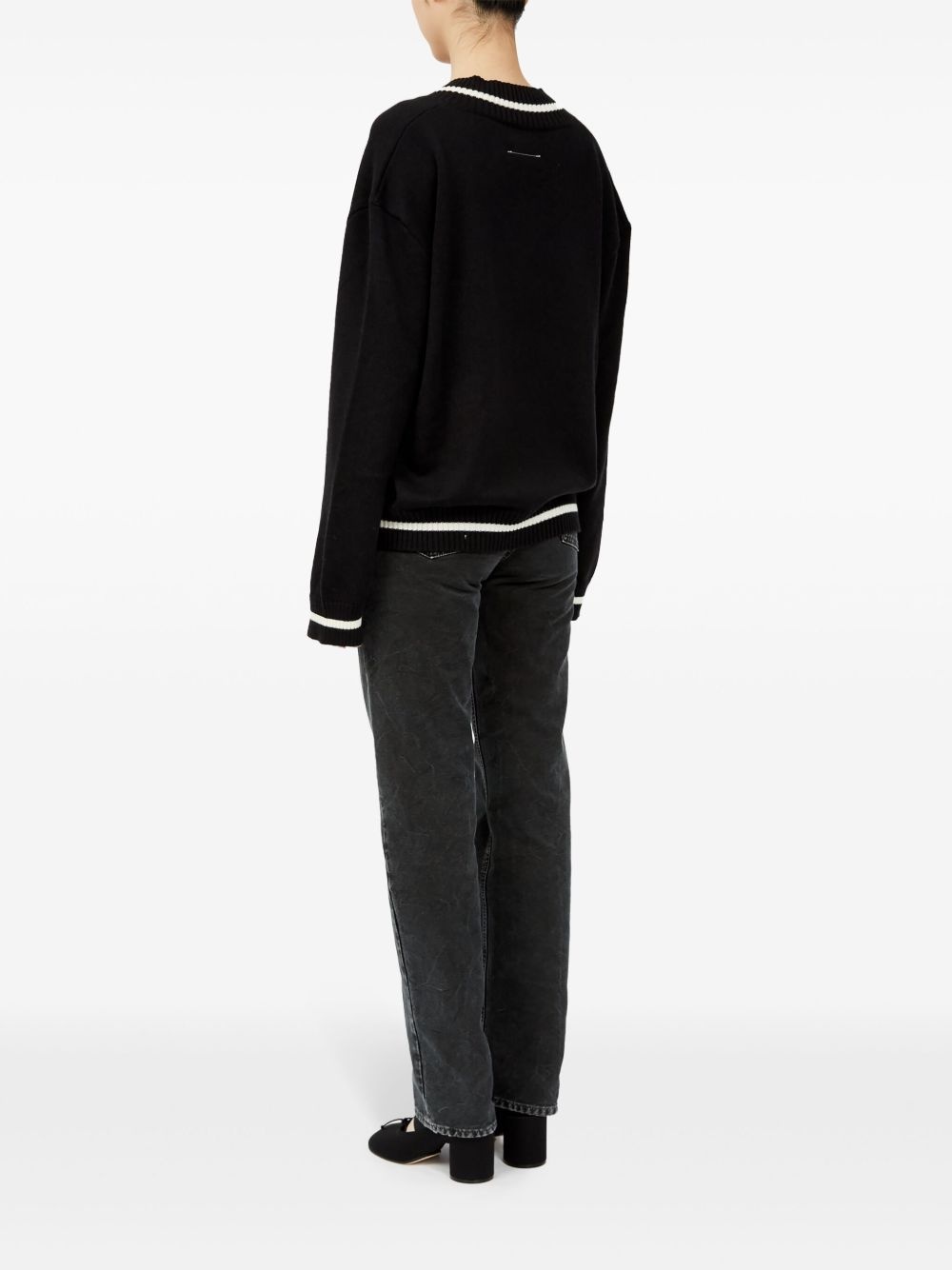 logo-knit v-neck jumper - 6