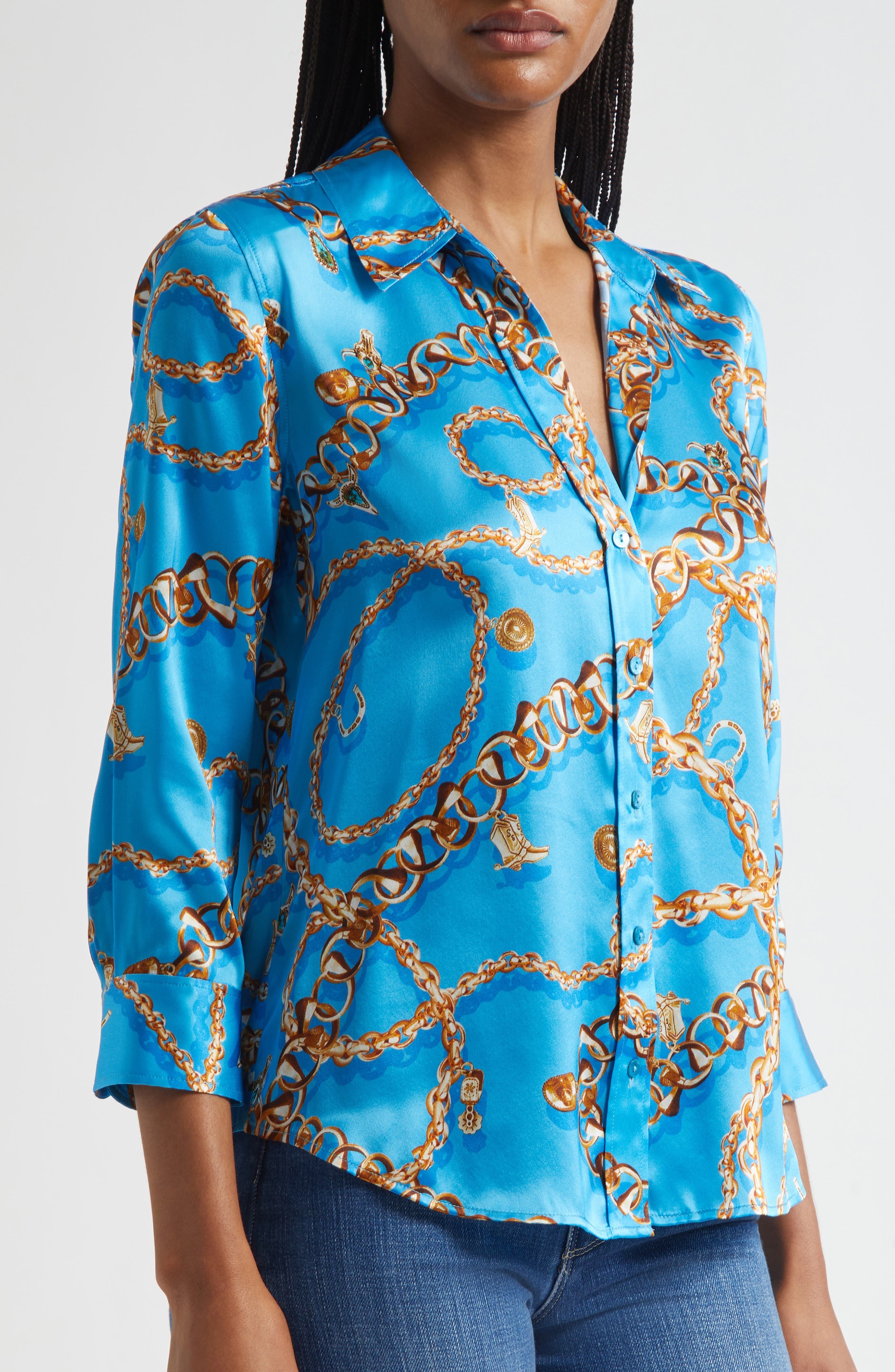 L'AGENCE Dani Chain Print Three-Quarter Sleeve Silk Button-Up Shirt in Dresden Blue/Gold Chain at No - 4