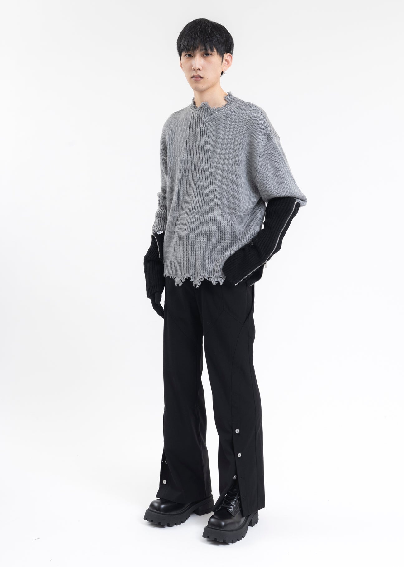 BLACK ZIPPERED LEG SLEEVES - 7
