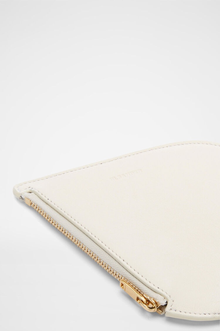 Pouch 2