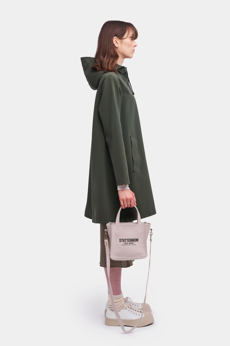 Stutterheim Mosebacke Matte Raincoat Dark Green outlook
