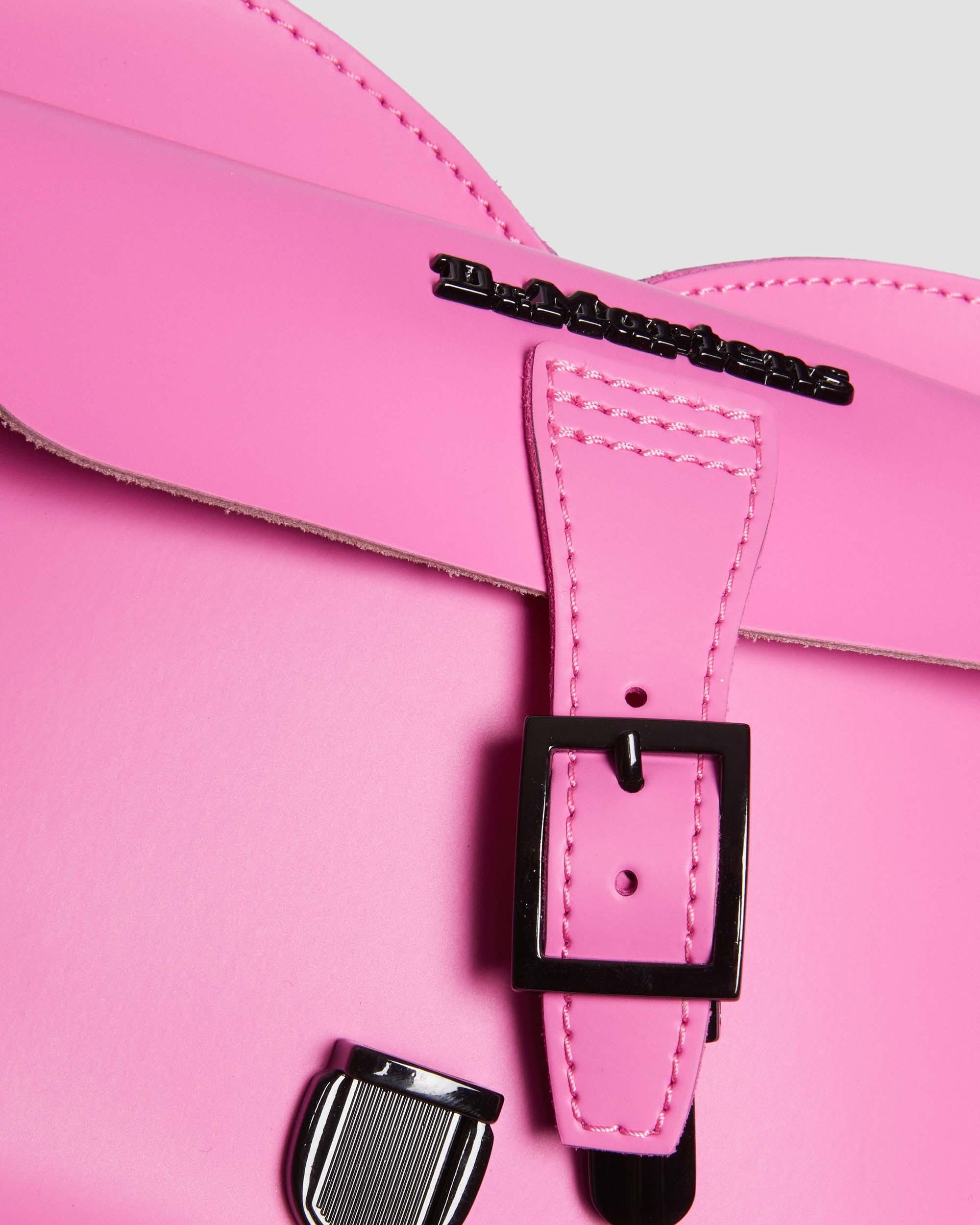 Heart Shaped Hardware Kiev Leather Bag - 5