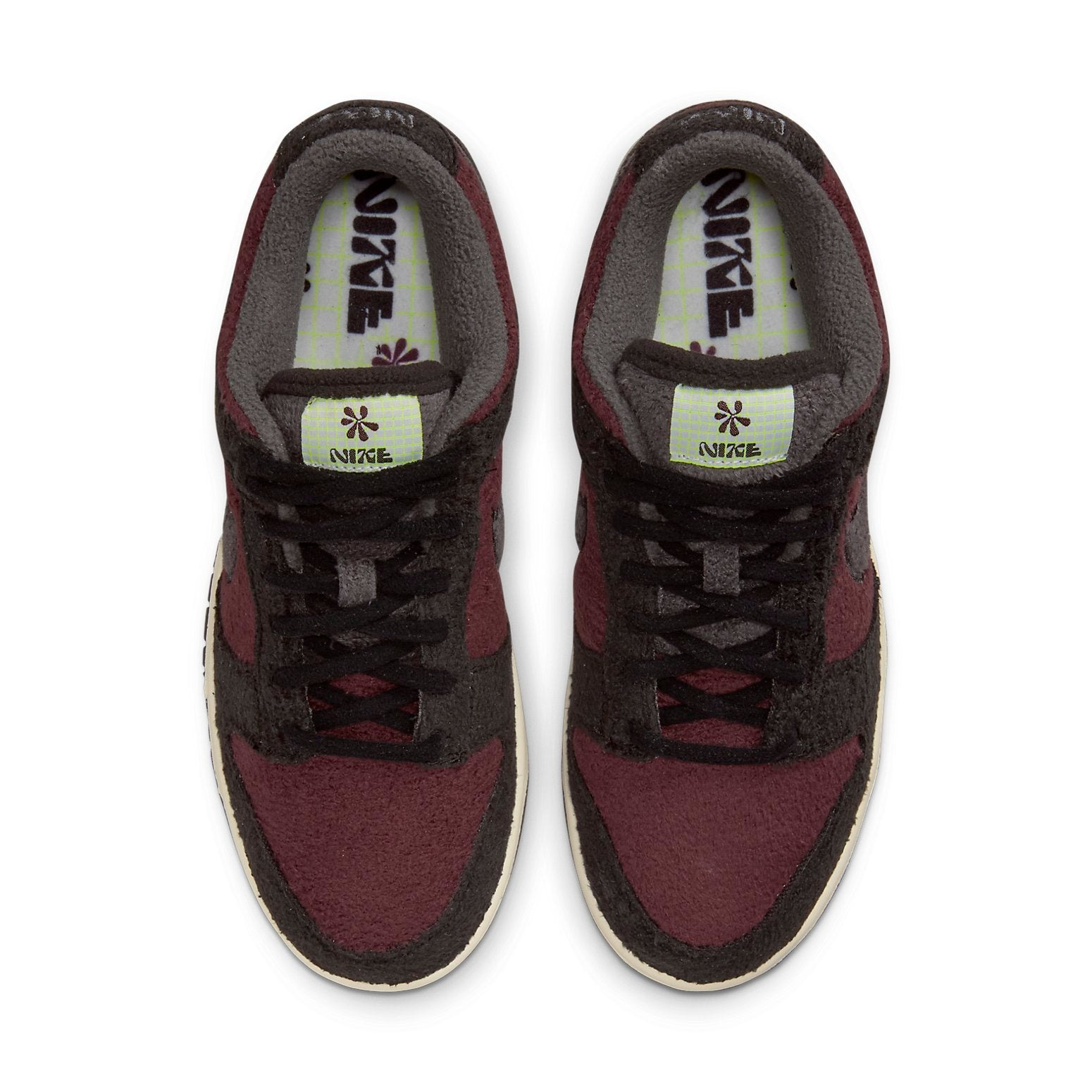 (WMNS) Nike Dunk Low SE 'Fleece - Burgundy Crush' DQ7579-600 - 4