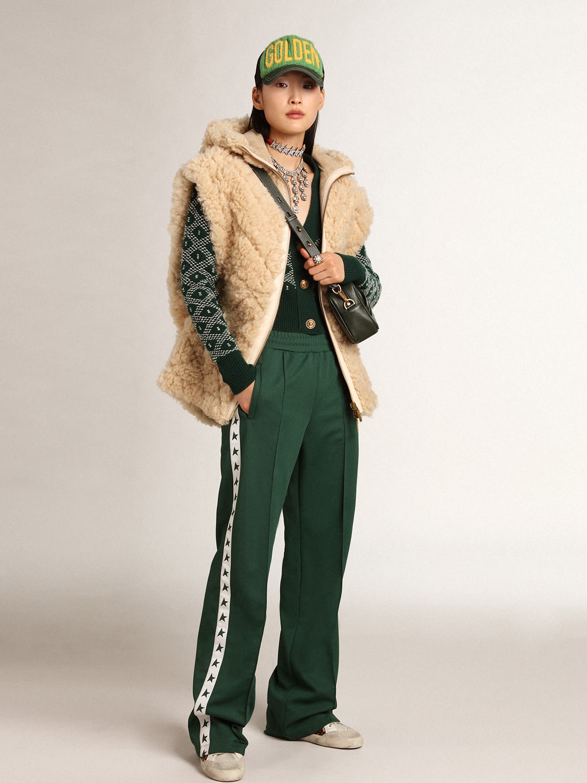 Women's cropped cardigan with green and white jacquard diamond pattern - 3