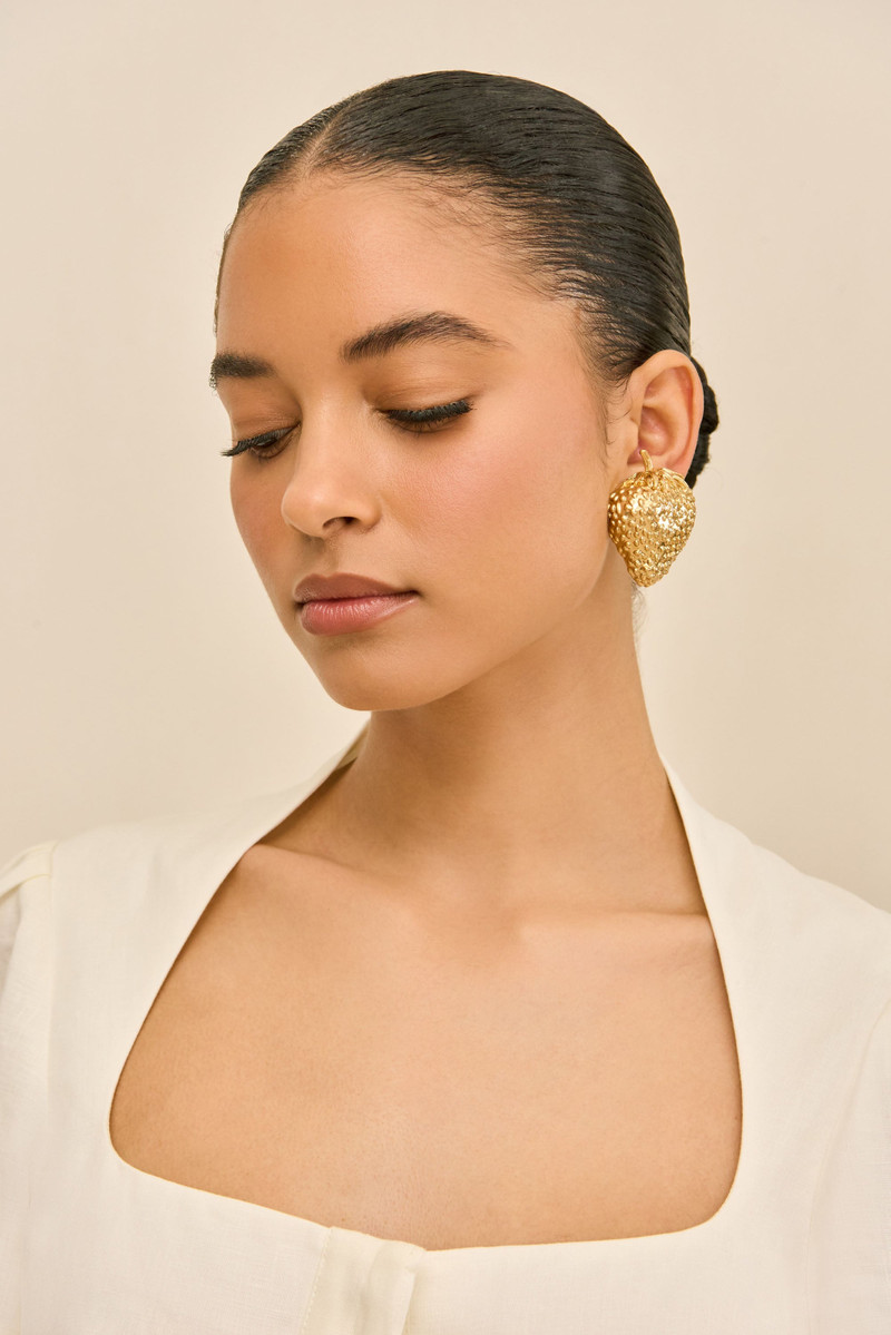 STRAWBERRY EARRING 4