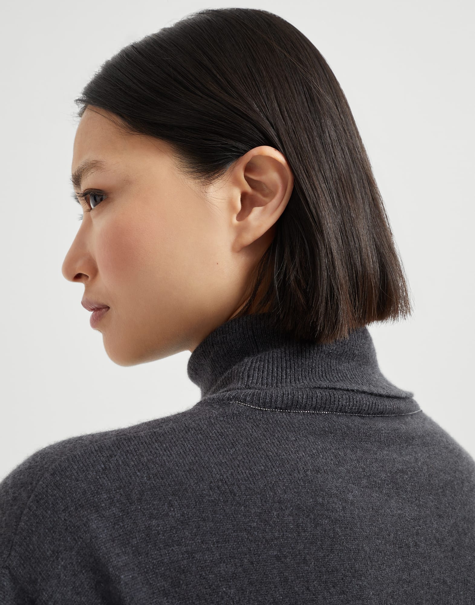 Cashmere turtleneck sweater with monili - 3