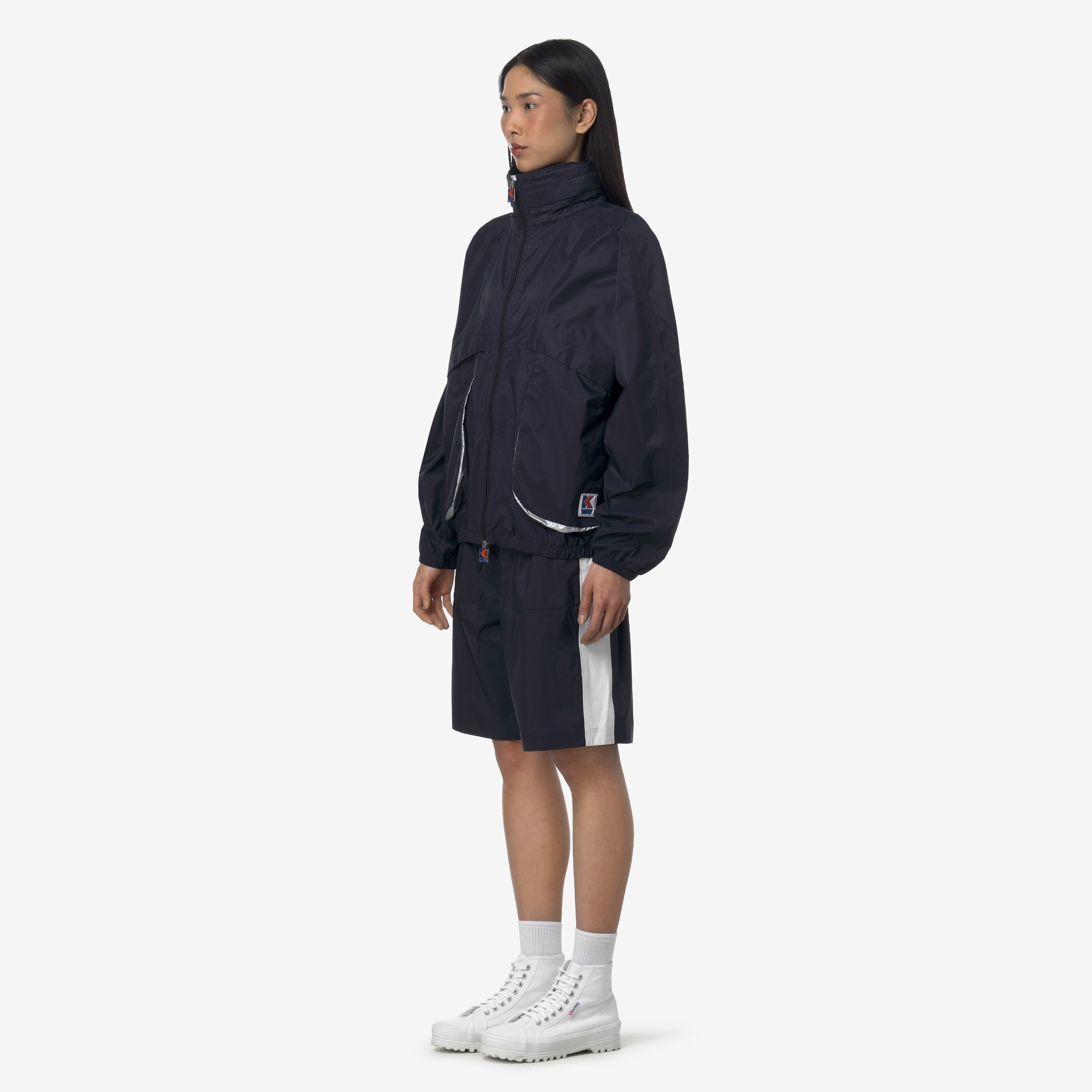 7002 BERMUDA - 2