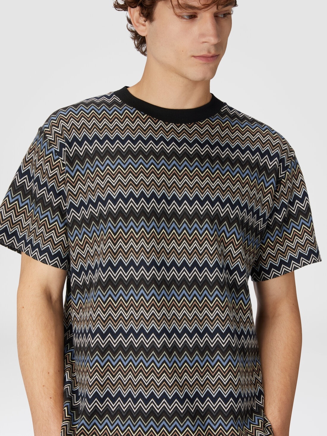 T-shirt with zig zag motif and back logo - 4