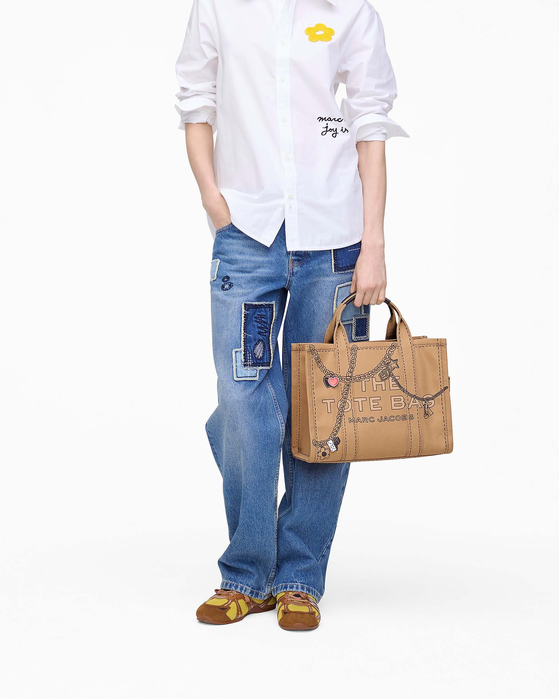 THE TROMPE L'OEIL CHARM CANVAS MEDIUM TOTE BAG - 9