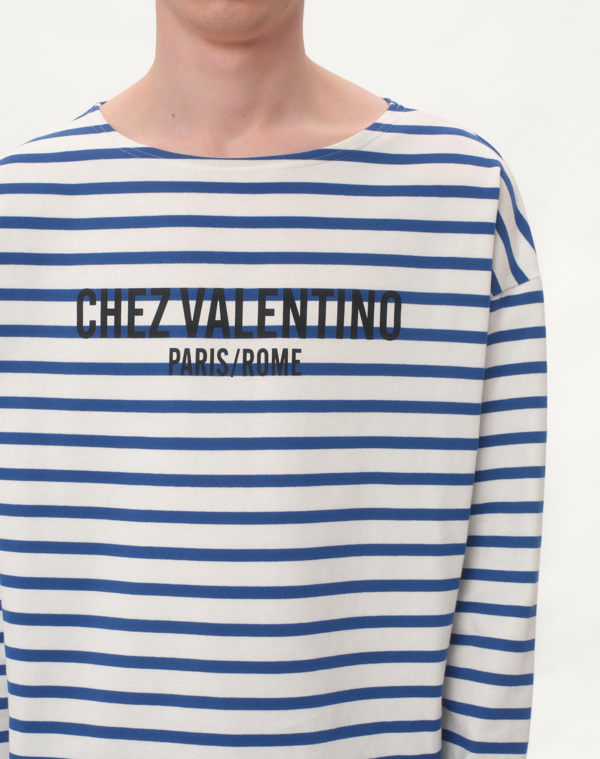 Valentino LONG-SLEEVED COTTON T-SHIRT WITH CHEZ VALENTINO