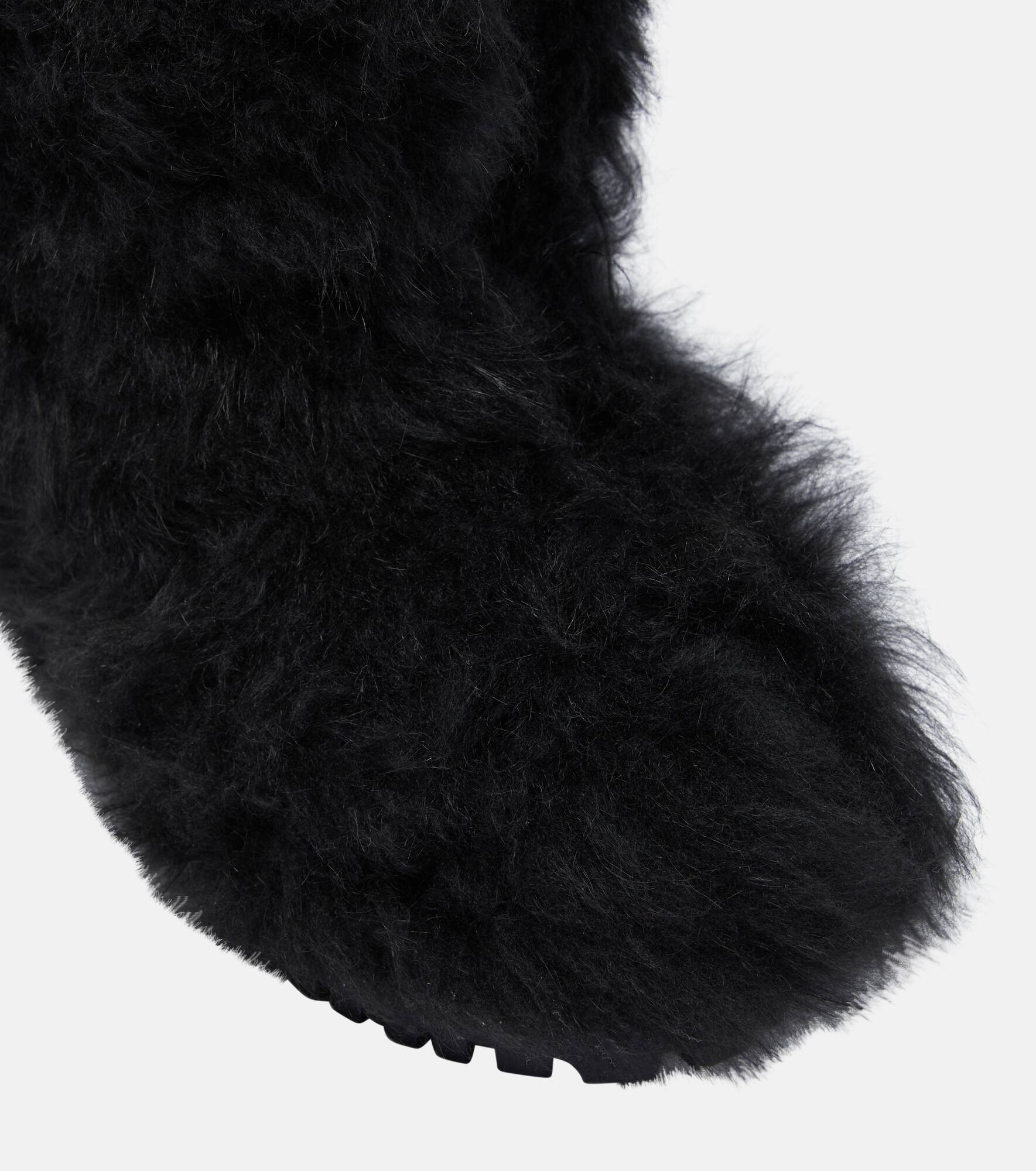 Shearling boots - 6