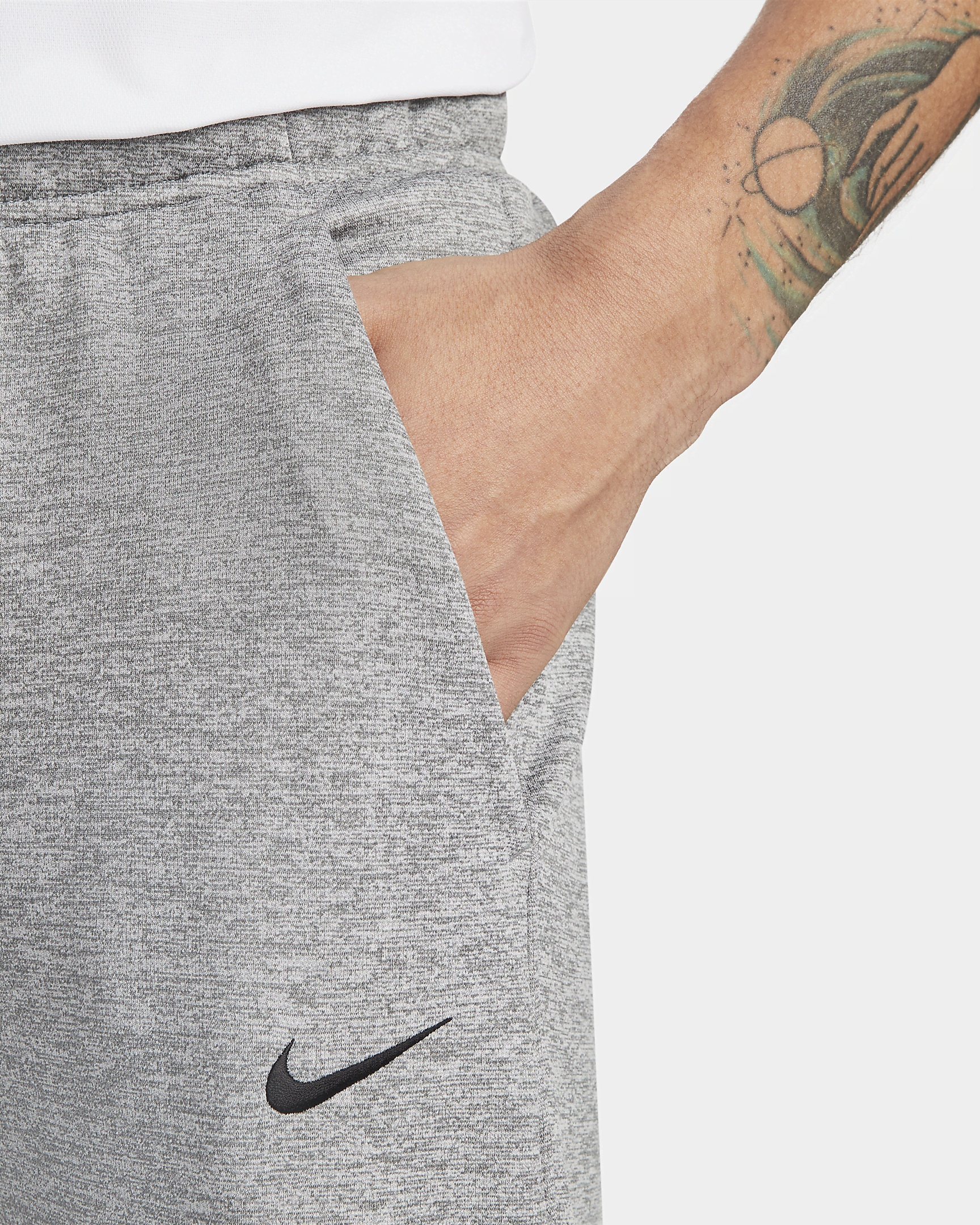 Nike Therma Men's Therma-FIT Tapered Fitness Pants - 3