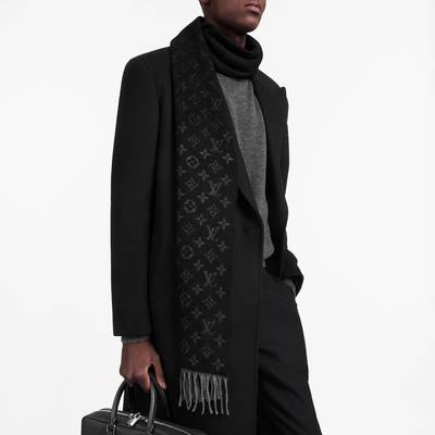 Louis Vuitton Monogram Gradient Scarf outlook