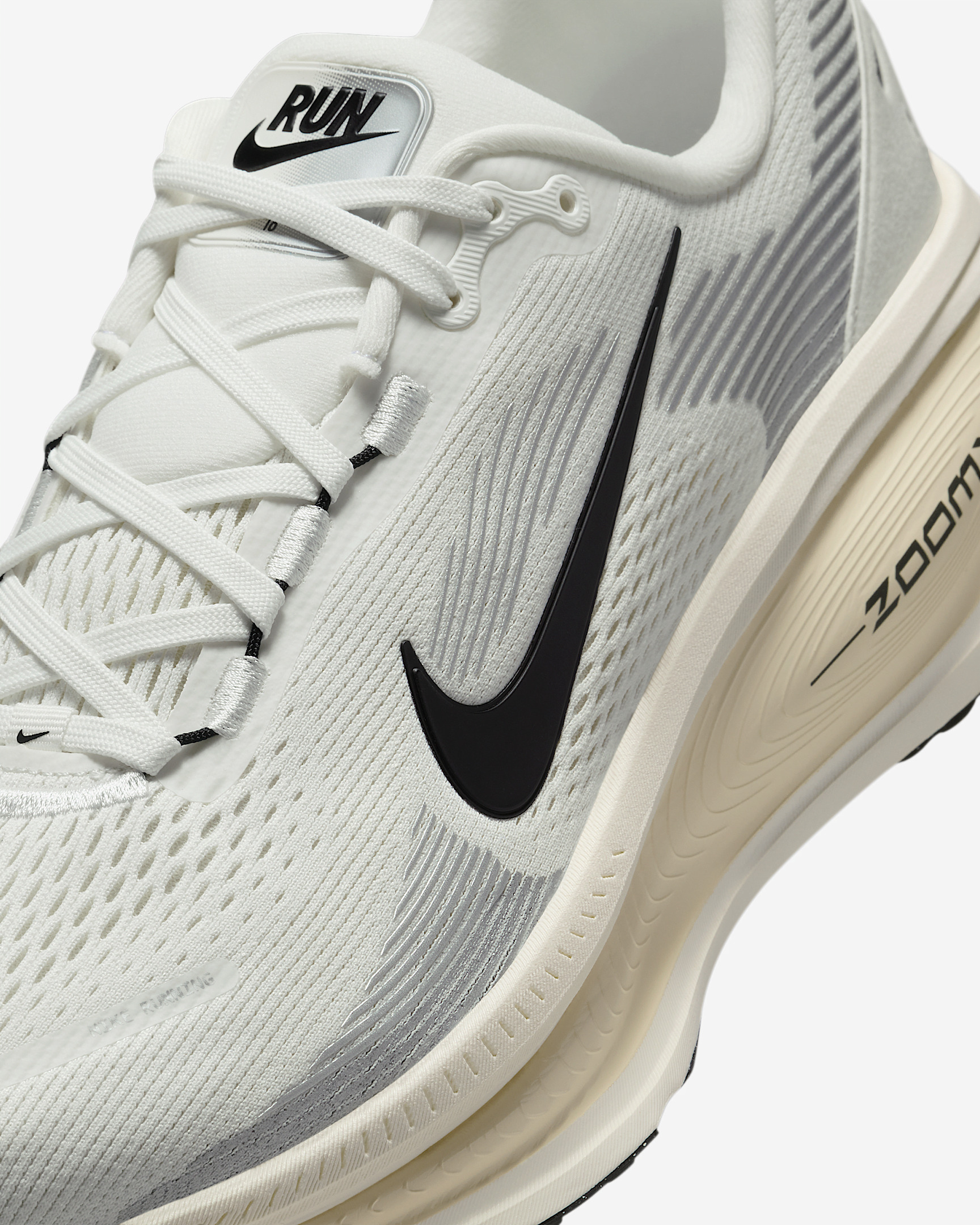Nike Vomero 18 Men's Road Running Shoes - 7