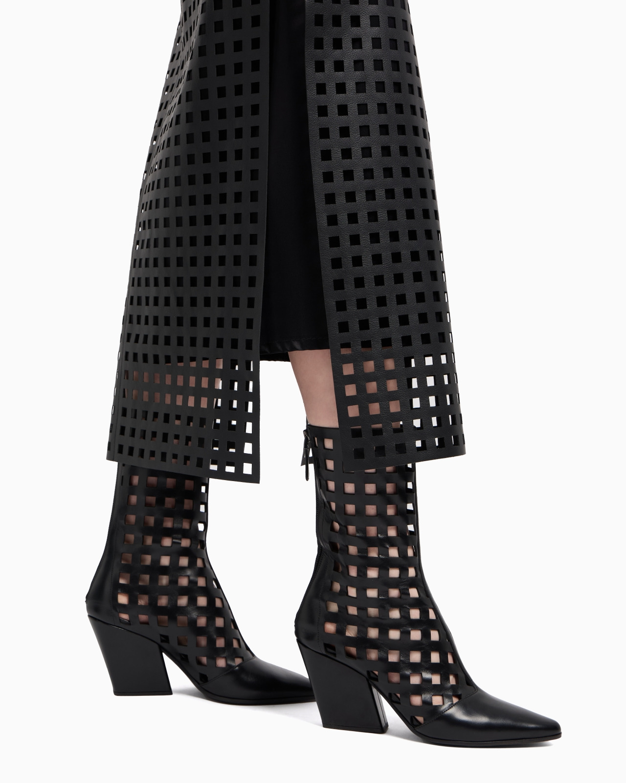 POLYGON CAPSULE COLLECTION MIDI SKIRT IN VEGETABLE-TANNED NAPPA LEATHER WITH LASER-CUT PERFORATIONS - 5