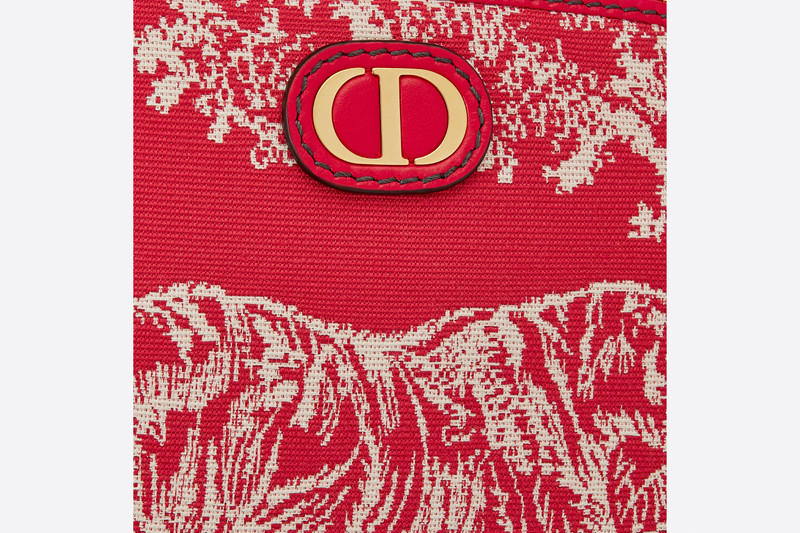 30 Montaigne Beauty Pouch 5