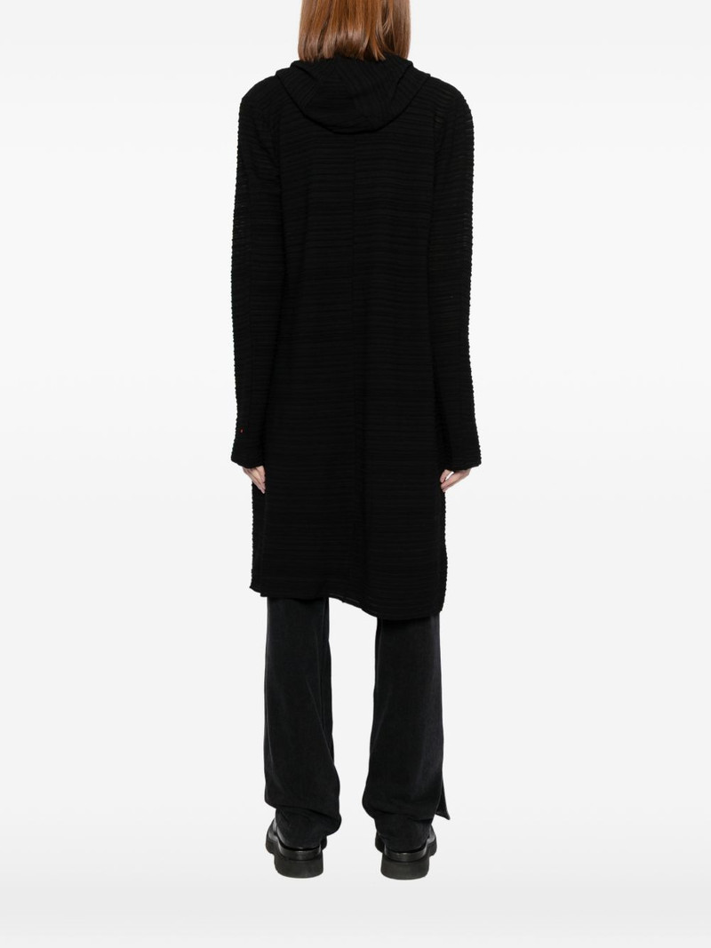 long-sleeved hoodie 4