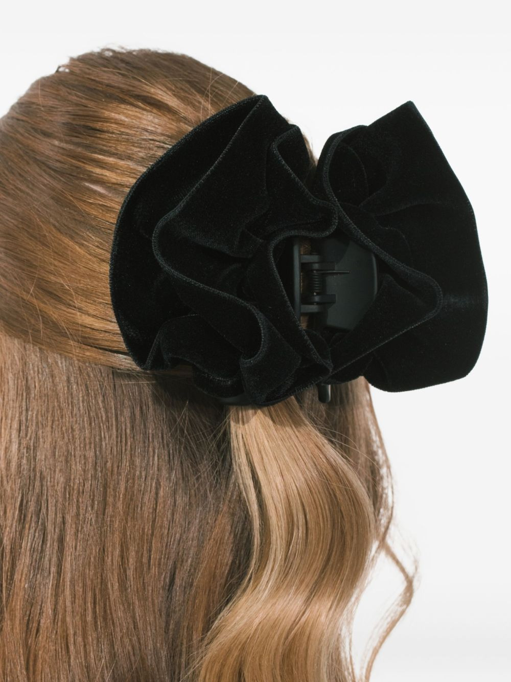 velvet ruffled jaw clip - 4