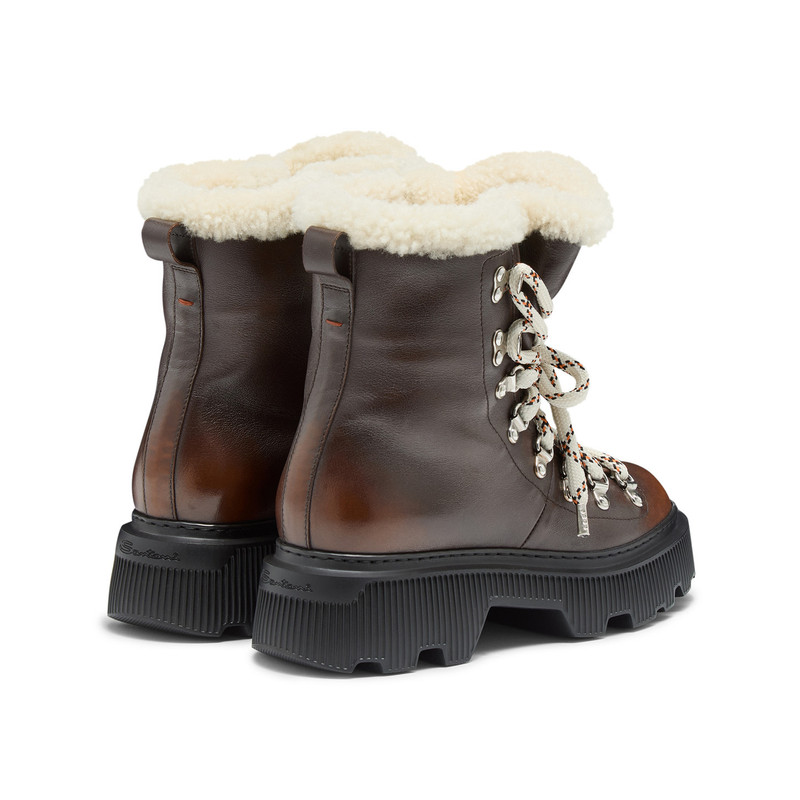 Women's brown leather hiking boot with fur 5