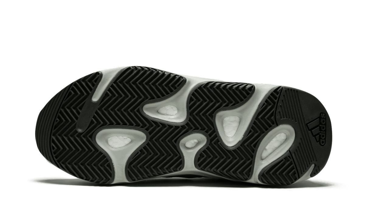 Yeezy Boost 700 - 5