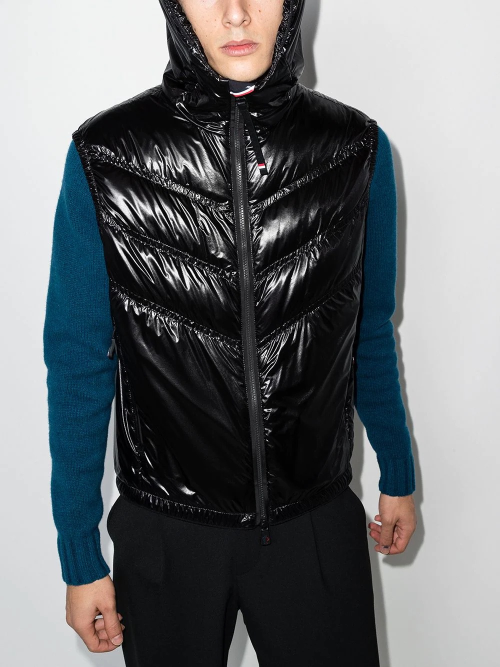 chevron-quilted padded gilet - 2