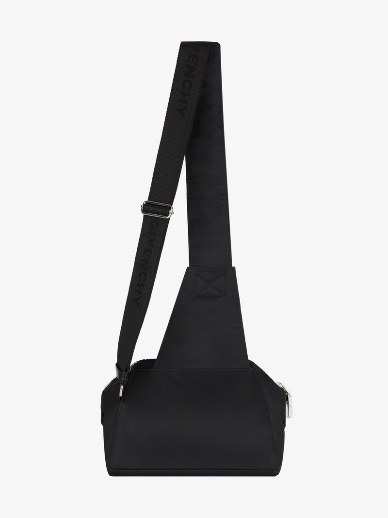 ANTIGONA U BAG IN NYLON 4
