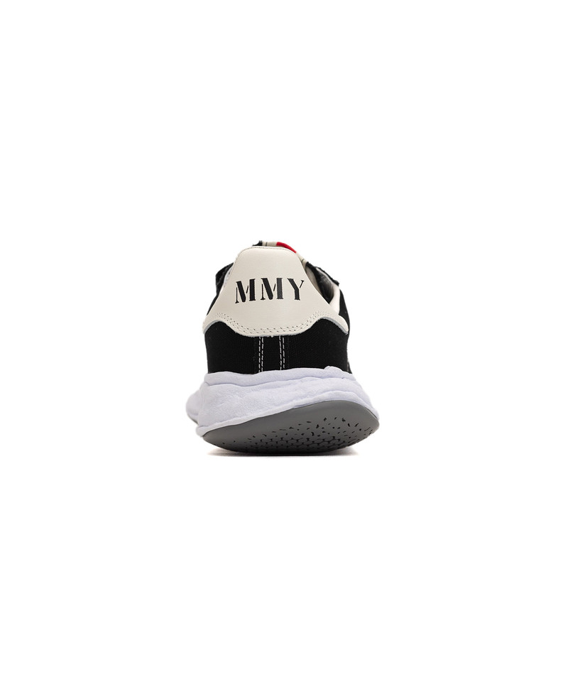 "CHARLES" OG Sole Canvas Low-top Verclo Sneaker 17