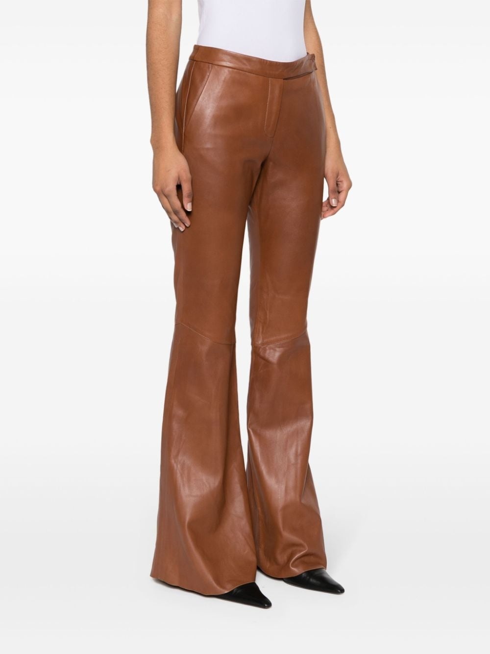 Sleek Statement leather trousers - 3