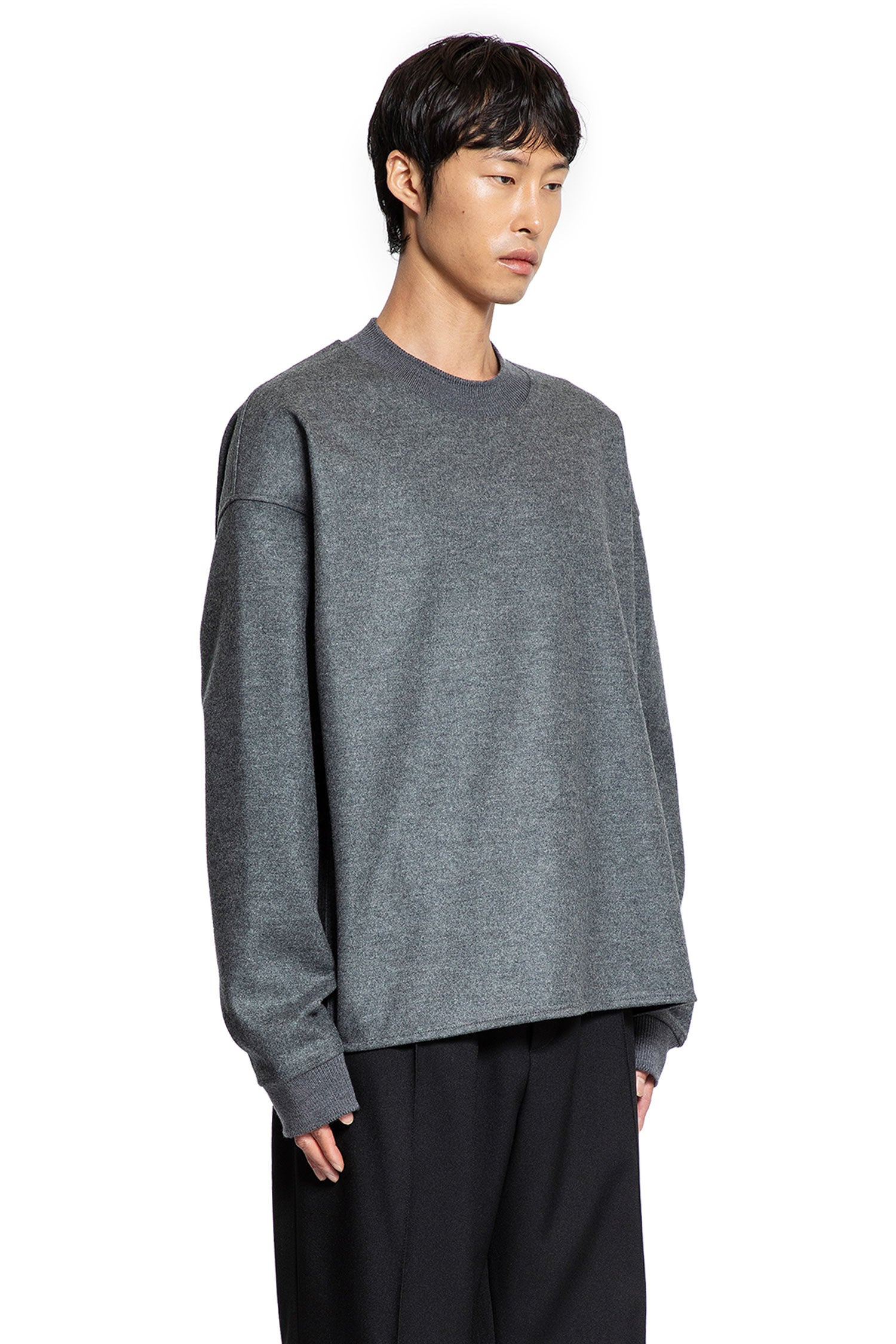 Wool-Melton-Sweatshirt - 2