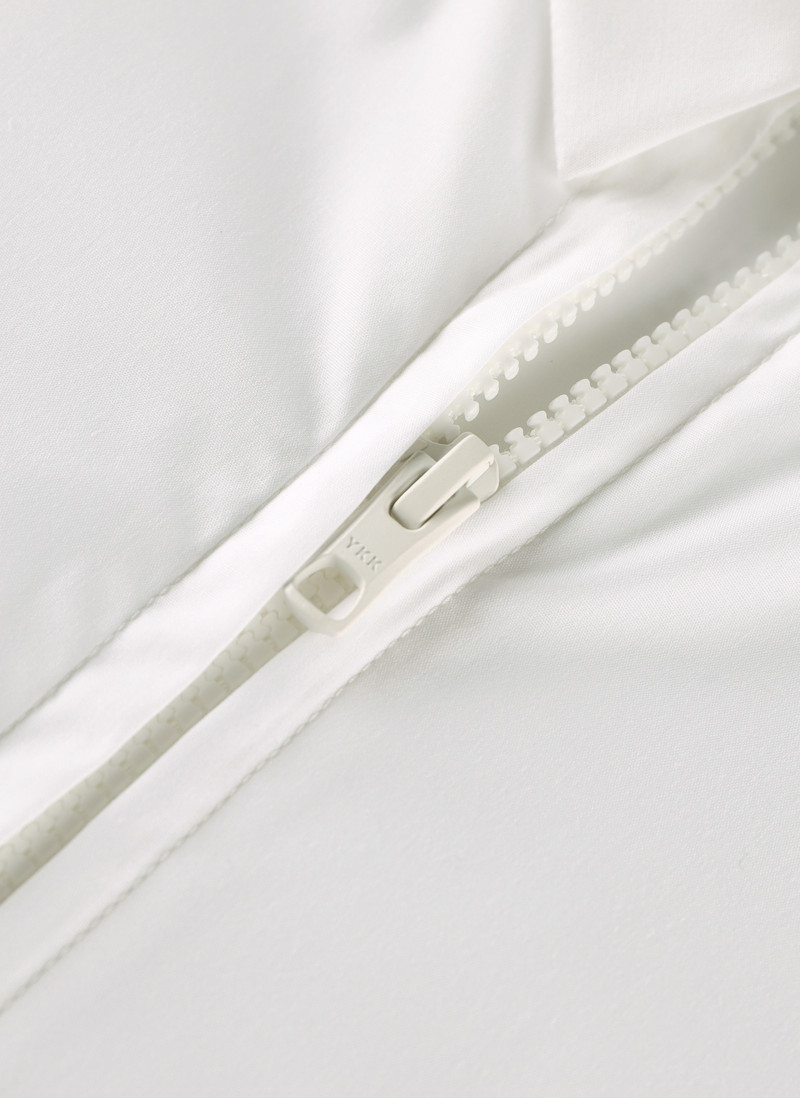 7.0 SHIRT RIGHT (WHITE) 8