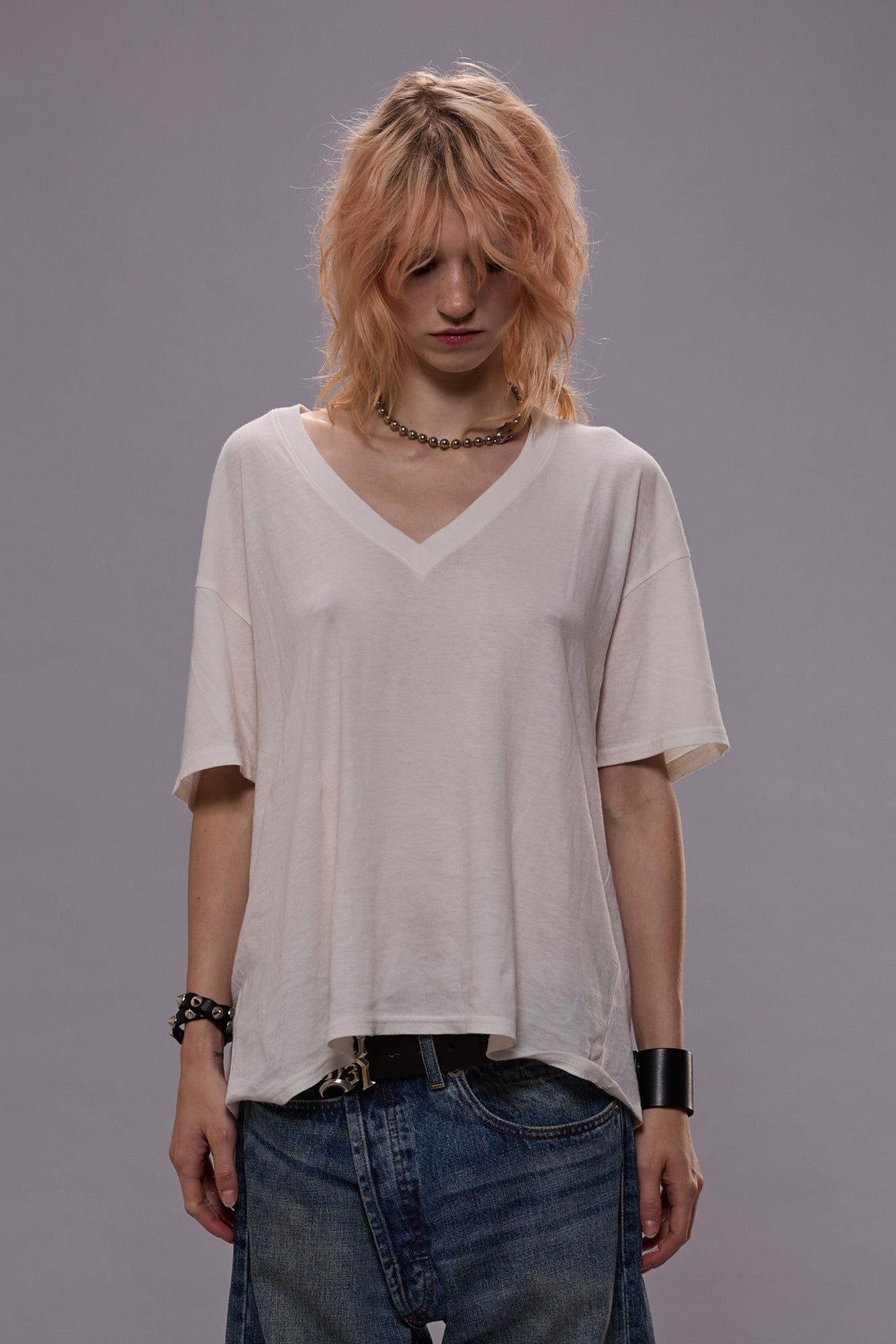 RELAXED CASHMERE V-NECK - WHITE - 3