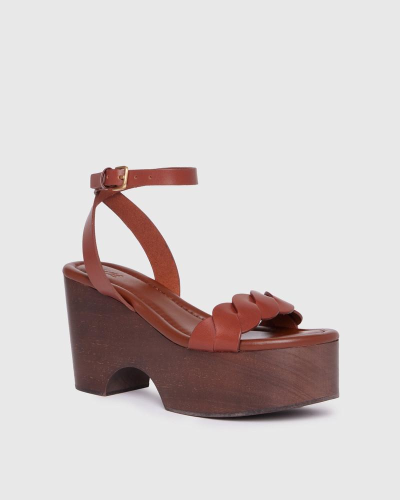 PAIGE Romy Sandal outlook