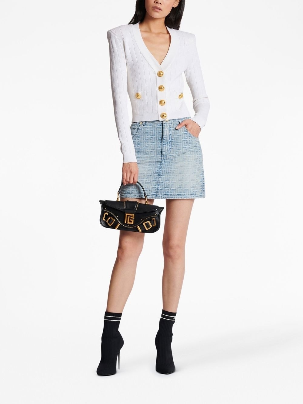V-neck button-fastening cardigan - 2