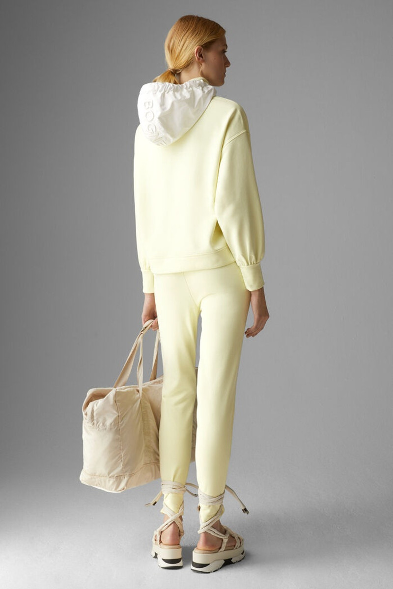 Cara Jogging pants in Pastel yellow 3