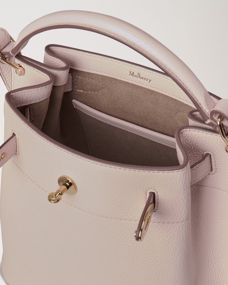 Islington Bucket
Blossom Pink Small Classic Grain 5