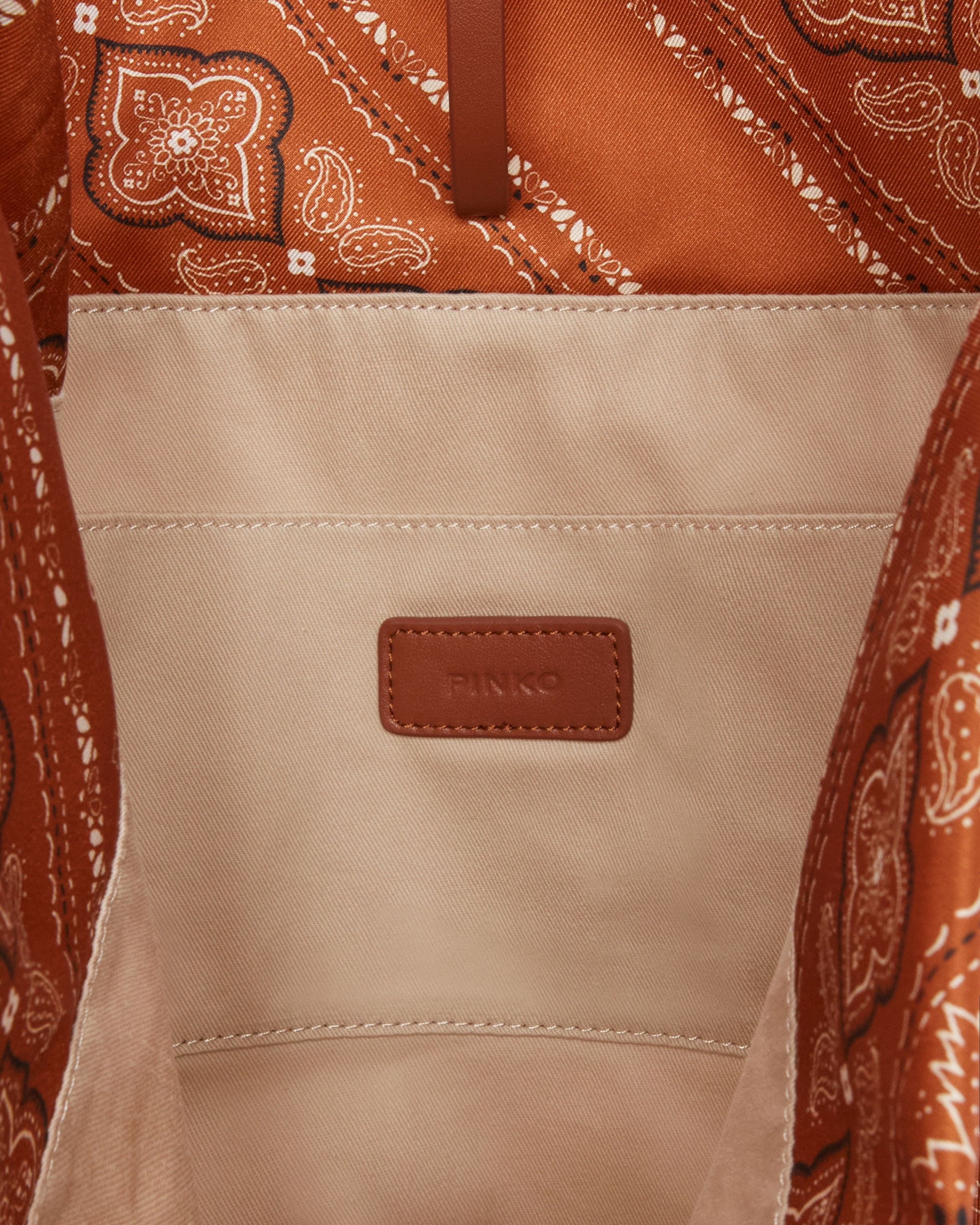 MEDIUM SIZE SCARF SHOULDER BAG IN BANDANA PRINT FABRIC - 4