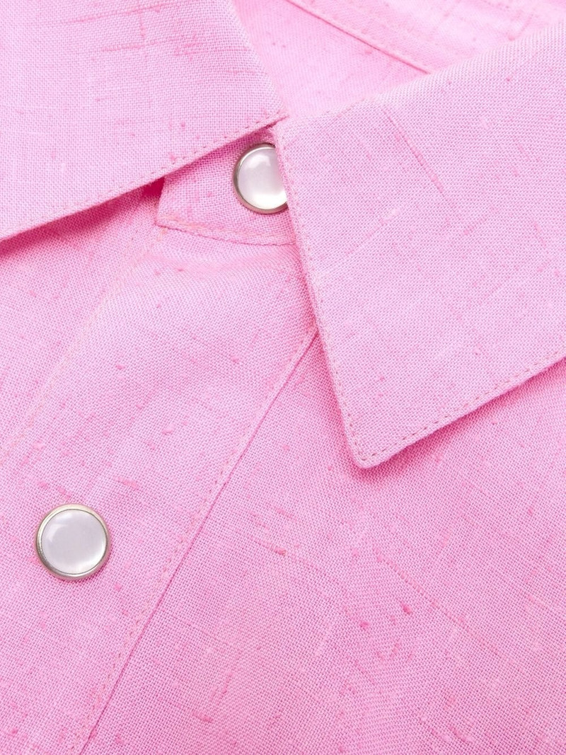 long-sleeve buttoned shirt 5