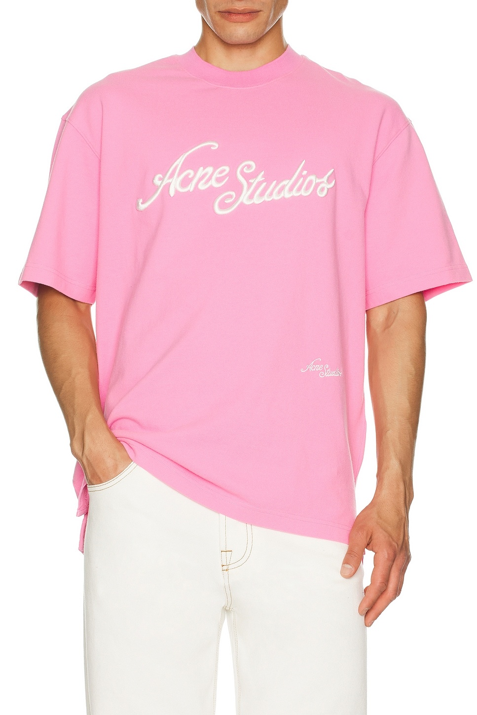 Logo T-Shirt - 4
