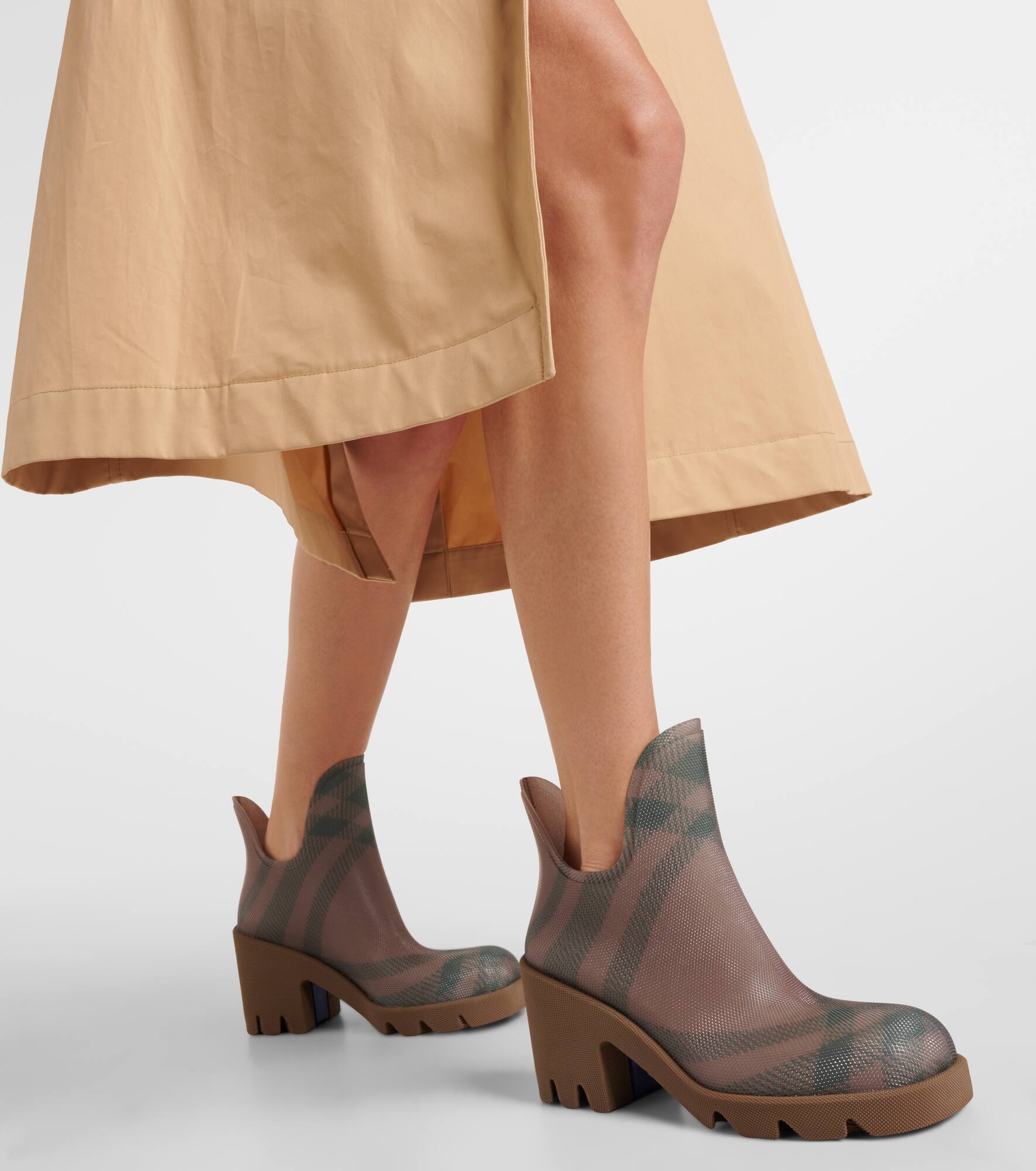 Burberry Check ankle boots - 4