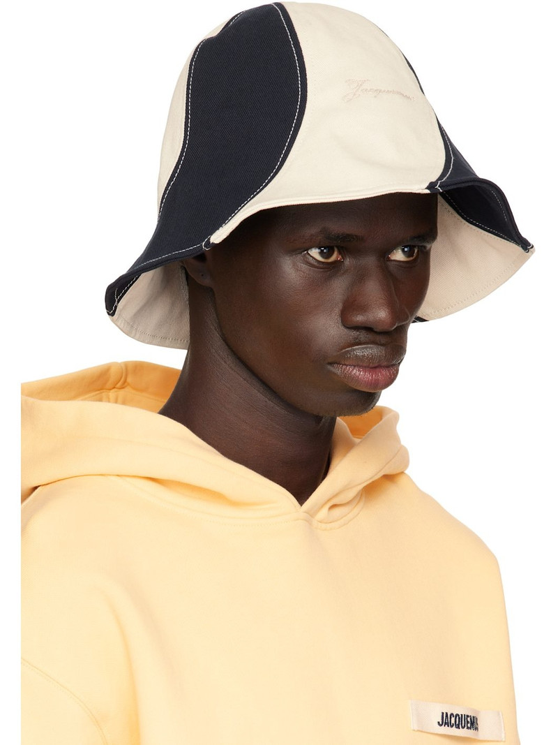 JACQUEMUS Off-White & Navy 'Le Bob Gelato' Bucket Hat outlook