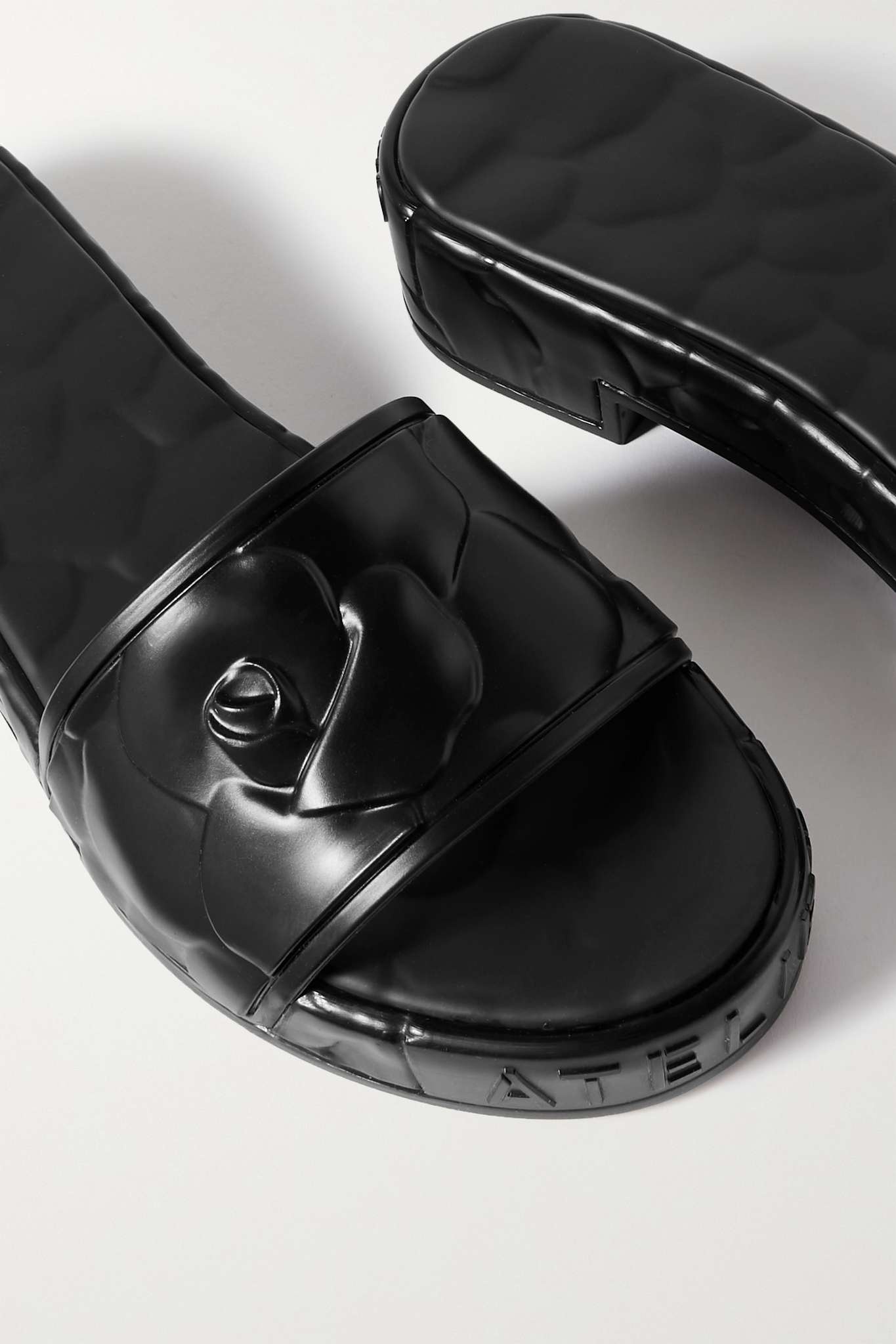 Valentino Garavani Atelier 25 debossed rubber slides - 4