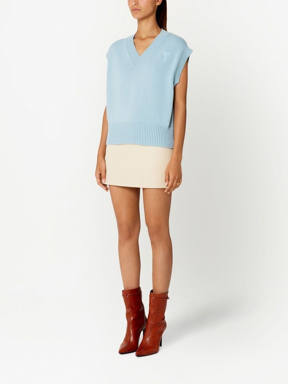 Ami De Coeur V-neck vest - 2