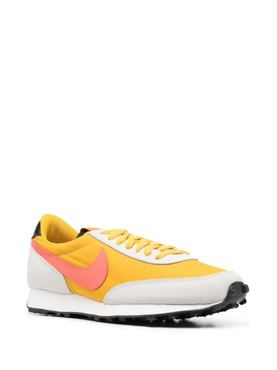 Nike Daybreak low-top sneakers outlook